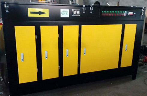 UV���U�������