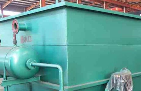 �⸡�C�b�ϏUˮ̎���O��