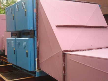 ���b�o늸Б�(y��ng)ʽ�͟��������İ��bλ�õ��x��